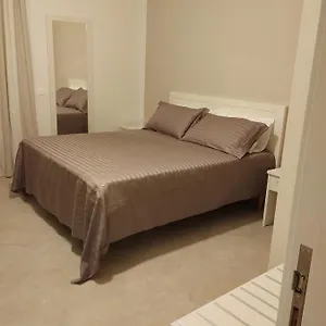 La Lampara Affittacamere Carrara